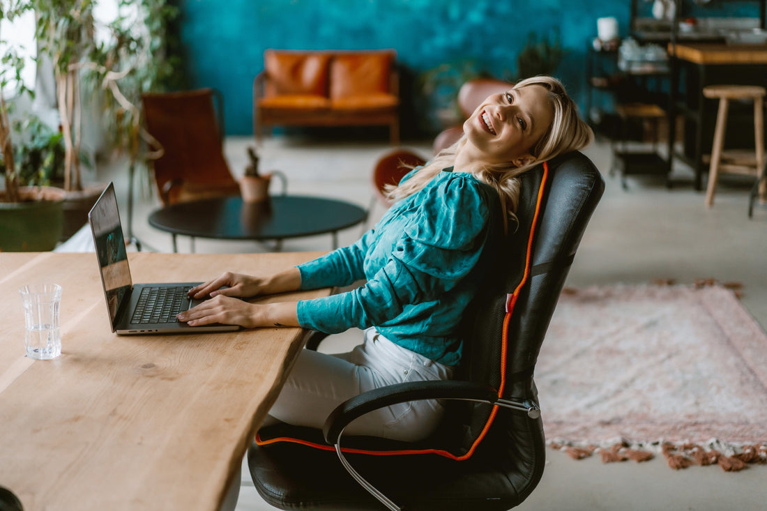 Fünf ergonomische Fehler, die Sie womöglich am Arbeitsplatz machen!