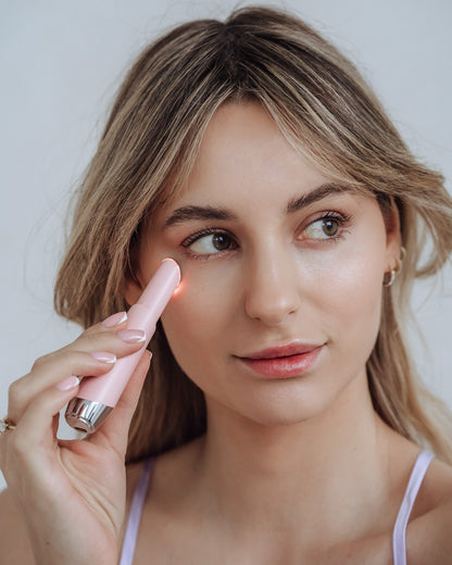 BEAUTIFLY B-Blink Blush LED Lichttherapiegeraet